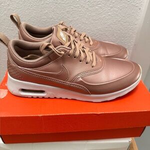 NIKE AIR MAX ROSE GOLD RUNNING SNEAKERS WOMENS SIZE 7.5